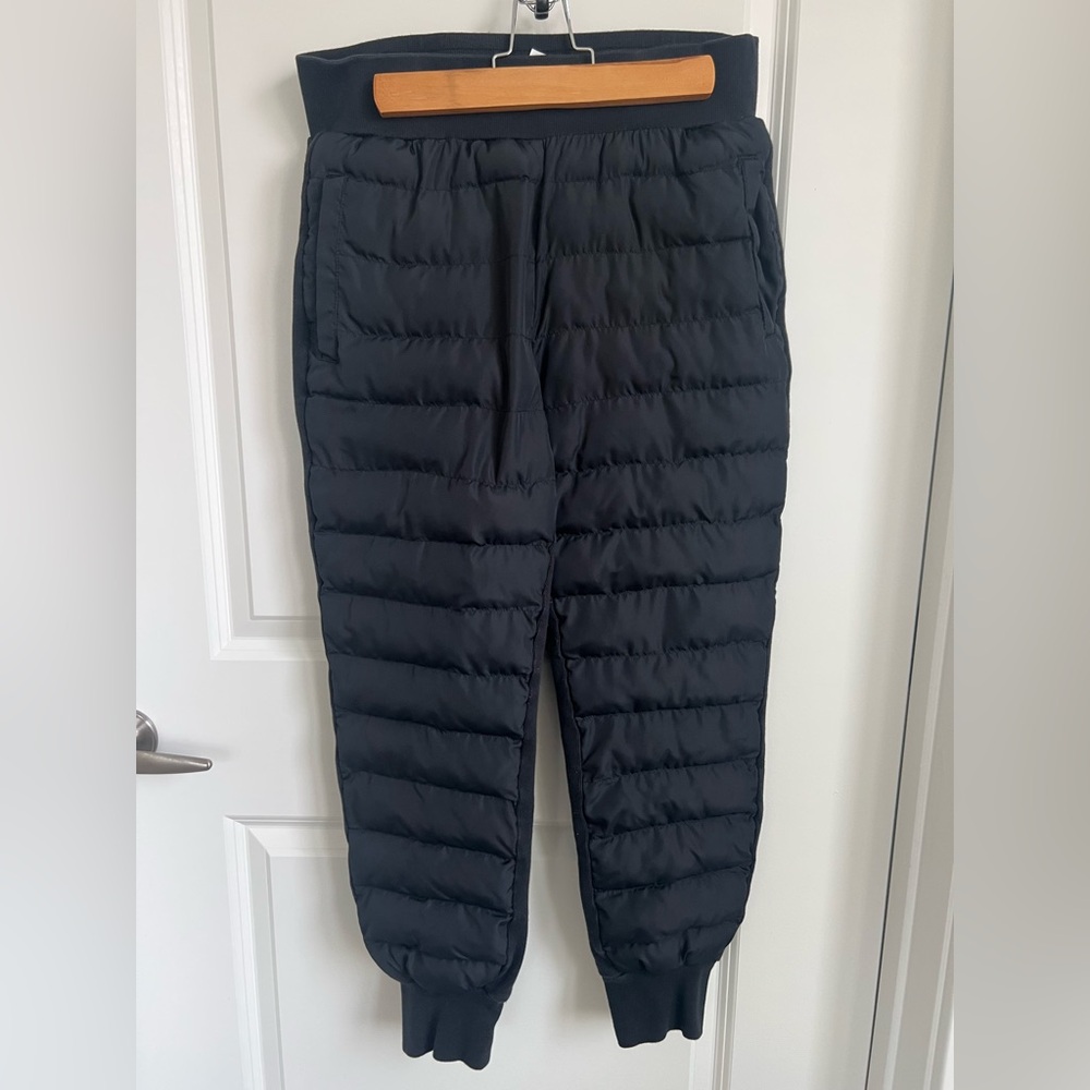 Fabletics Women's Black Quilted Leggings